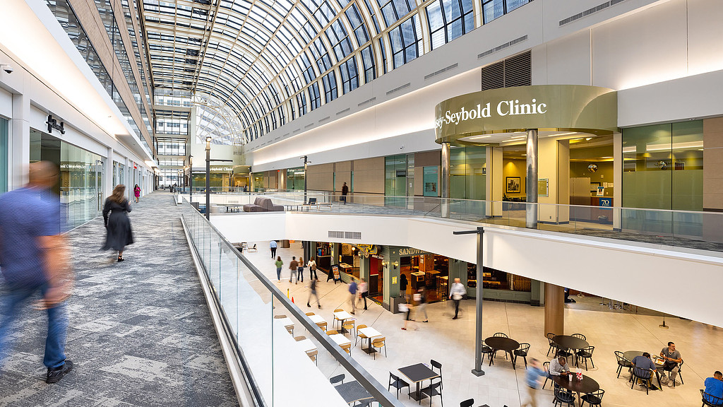 The Highlight at Houston Center interior